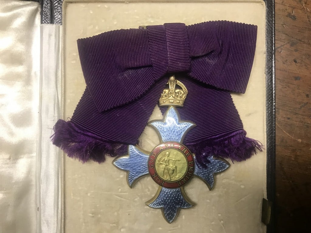 121 DBE_Medal