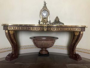 97 table-and-cistern